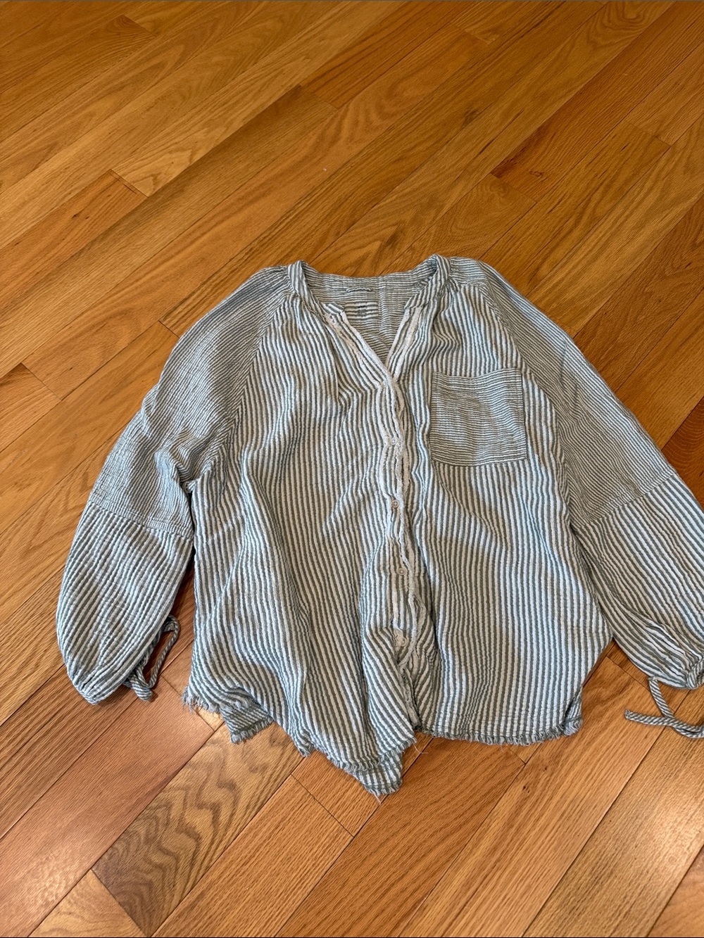 Aerie Striped Button-Front Women’s Blouse in Green and White